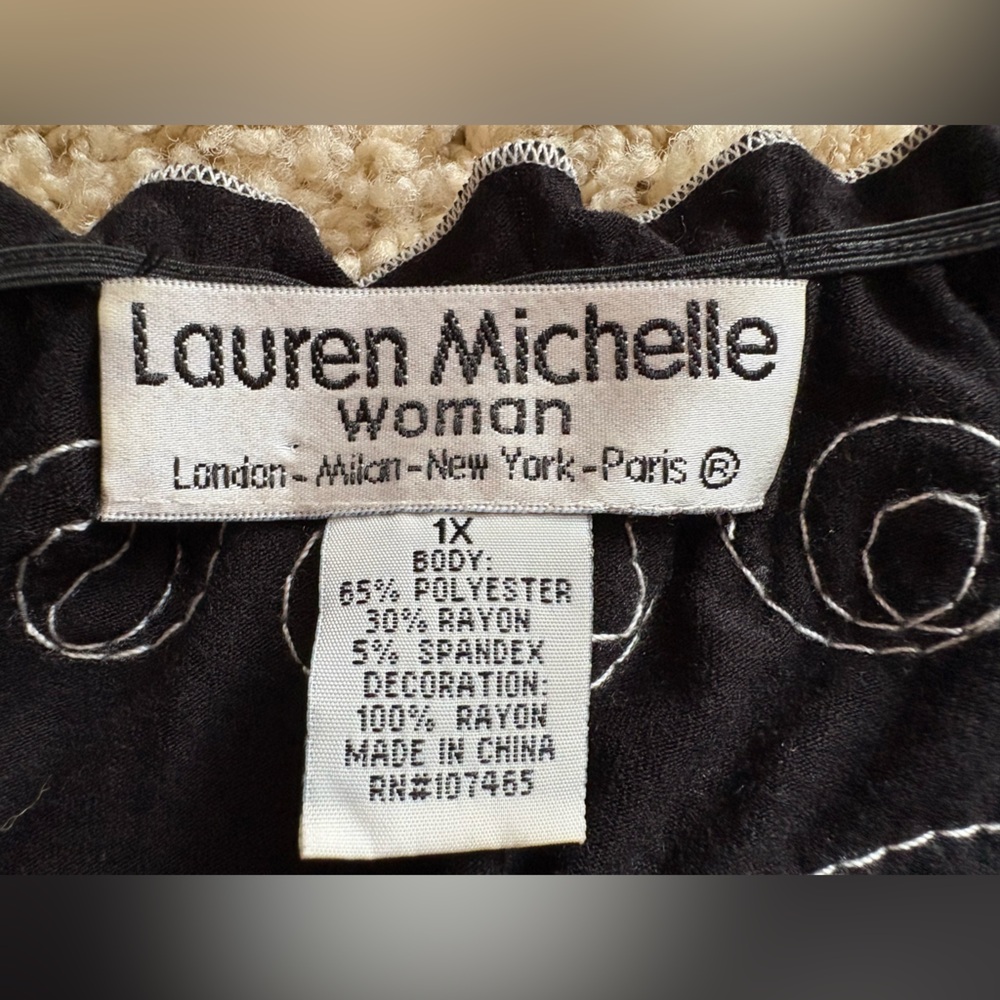 Lauren Michelle Woman Sleeveless Black Top White Embroidery Sz 1X EUC - Picture 7 of 8